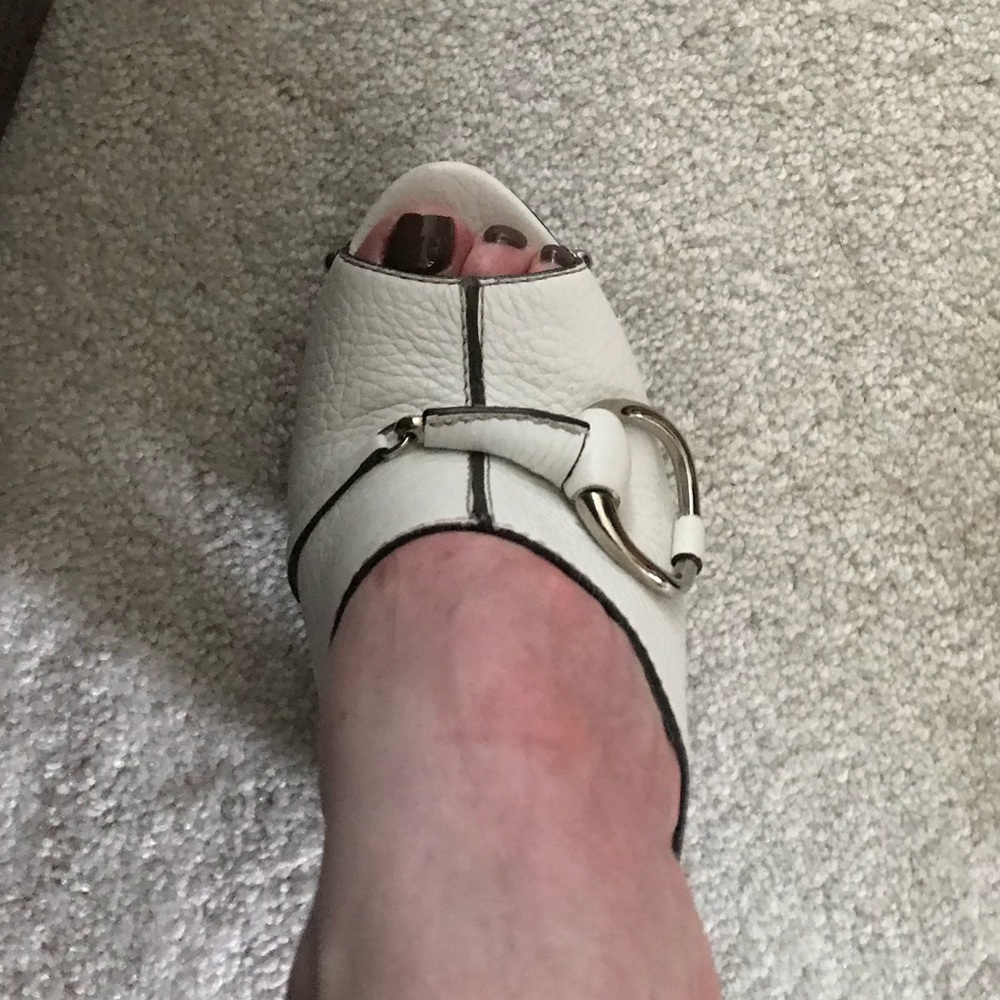 Never worn Gucci white high heel sandal/mules - Picture 6 of 6